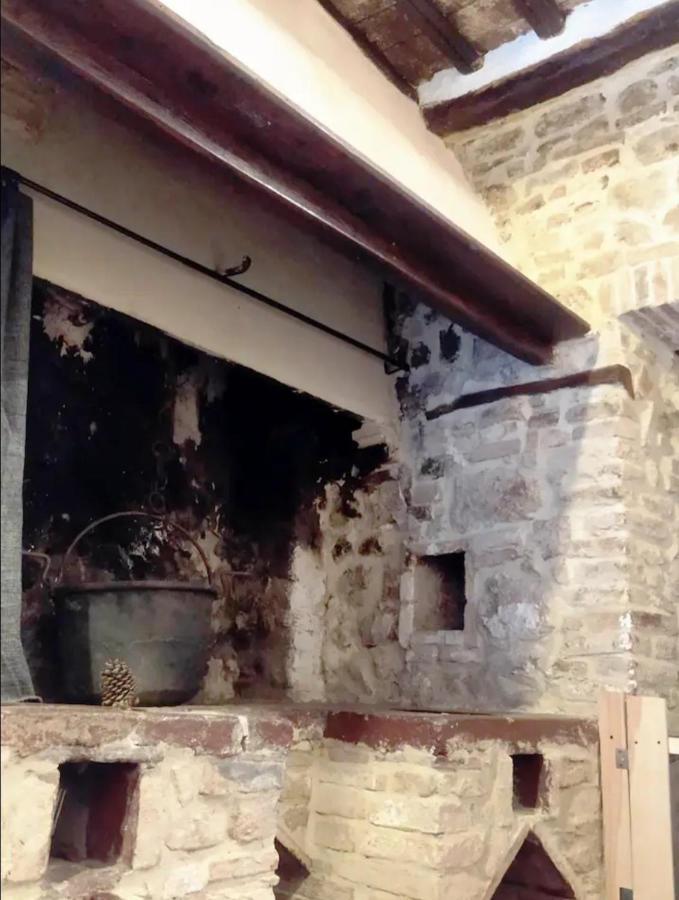 Casa Contadina In Borgo Medievale, Tuscany Monteguidi Εξωτερικό φωτογραφία